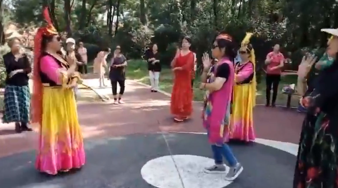 欢乐的麦西来普