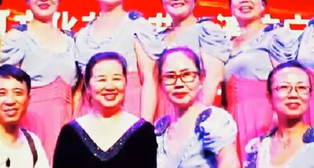 宁夏文化馆秋韵合唱团演出